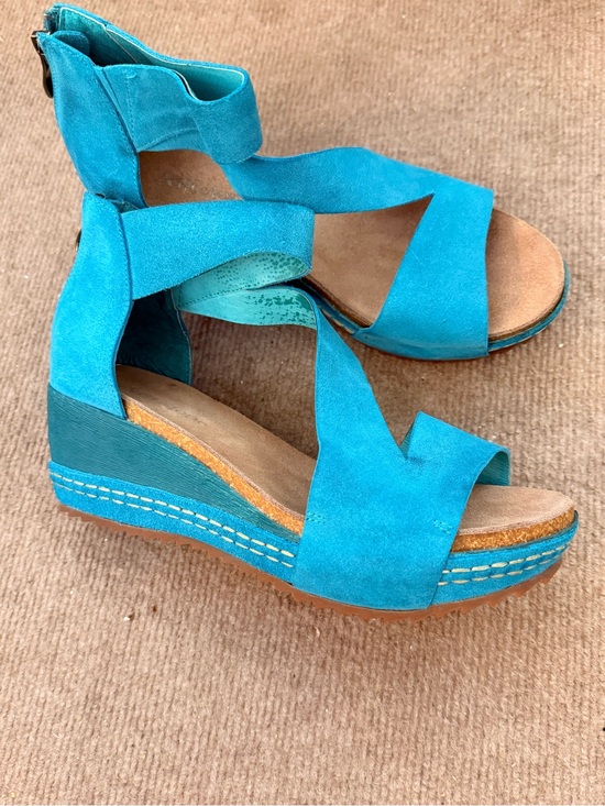 Antelope Shoes - Women’s Teal Antelope Suede Wedge sandals